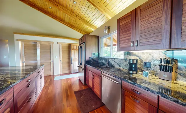 Listing Image for 28 S Honokala Rd A 17 of 50