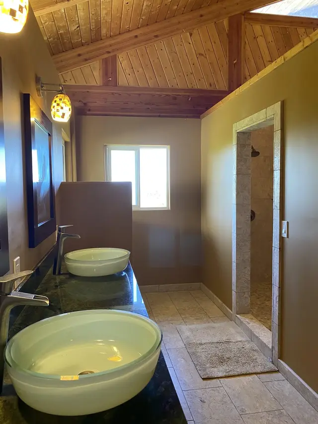 Listing Image for 28 S Honokala Rd A 25 of 50