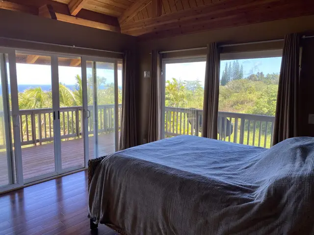 Listing Image for 28 S Honokala Rd A 33 of 50