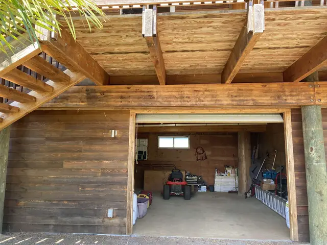 Listing Image for 28 S Honokala Rd A 37 of 50