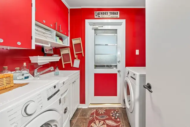 Listing Image for 2884 Iwalani St 39 of 50