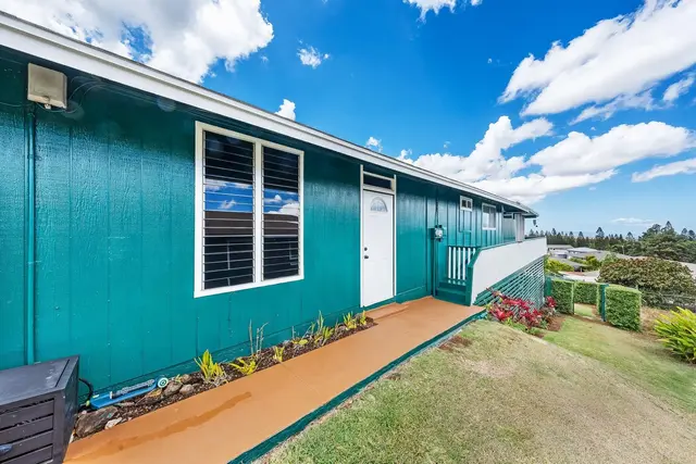 Listing Image for 2884 Iwalani St 9 of 50