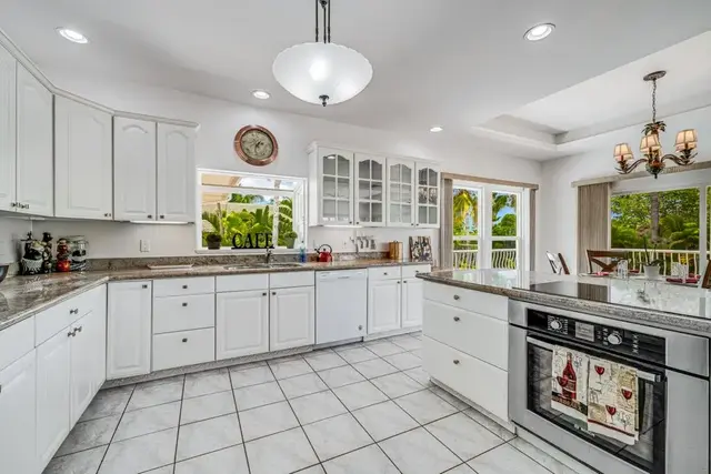 Listing Image for 3138 N Noho Loihi Way 13 of 36