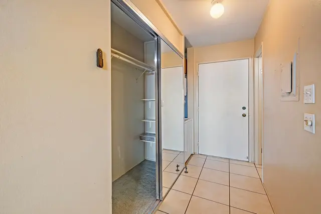 Listing Image for 3740 Lower Honoapiilani Rd E308 13 of 38
