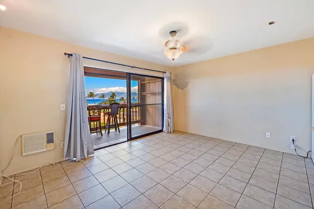 Listing Image for 3740 Lower Honoapiilani Rd E308 25 of 38