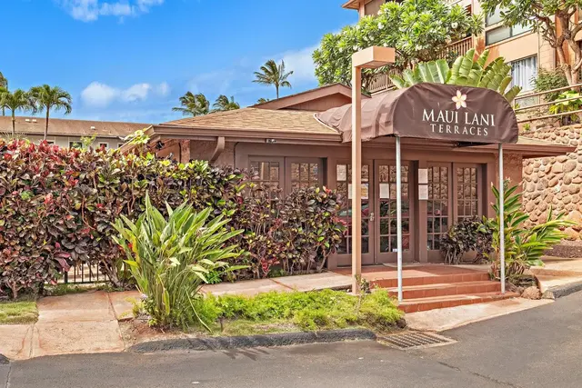 Listing Image for 3740 Lower Honoapiilani Rd E308 29 of 38