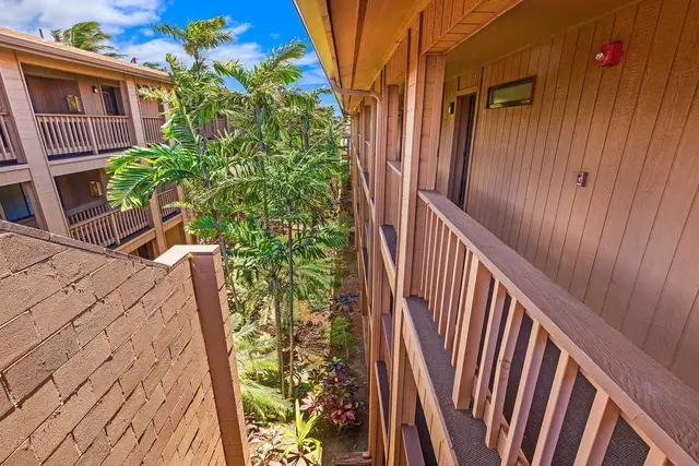 Listing Image for 3740 Lower Honoapiilani Rd E308 35 of 38