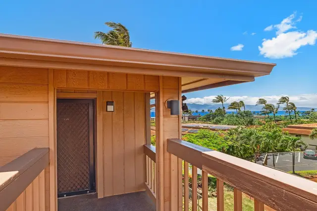 Listing Image for 3740 Lower Honoapiilani Rd E308 36 of 38