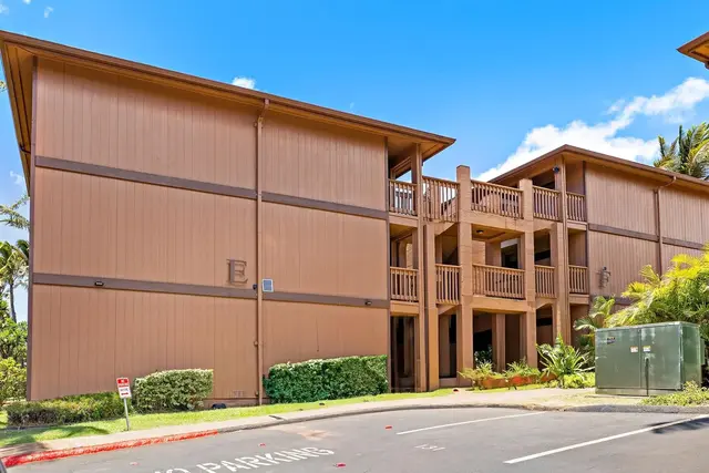Listing Image for 3740 Lower Honoapiilani Rd E308 37 of 38
