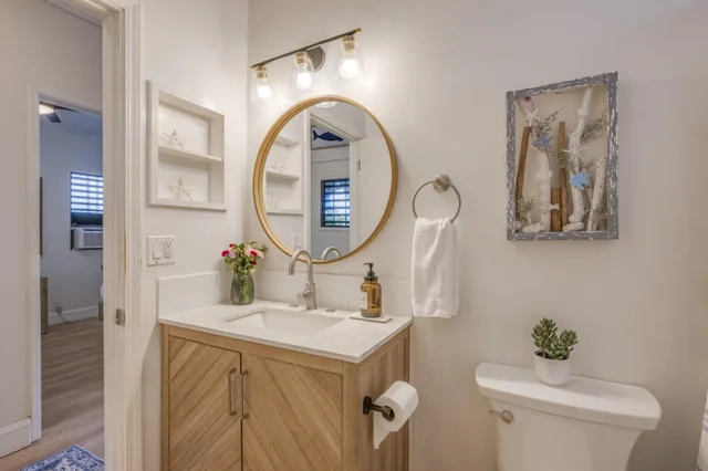 Listing Image for 4440 Lower Honoapiilani Rd 124 9 of 30