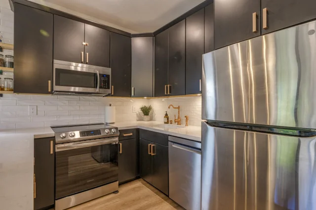 Listing Image for 4440 Lower Honoapiilani Rd 124 4 of 30