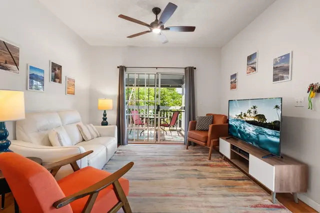 Listing Image for 160 Keonekai Rd 8-203 23 of 35