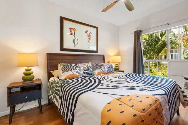 Listing Image for 160 Keonekai Rd 8-203 27 of 35
