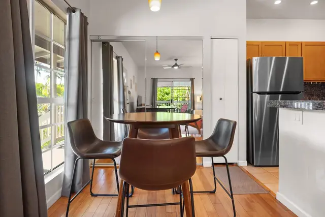 Listing Image for 160 Keonekai Rd 8-203 30 of 35