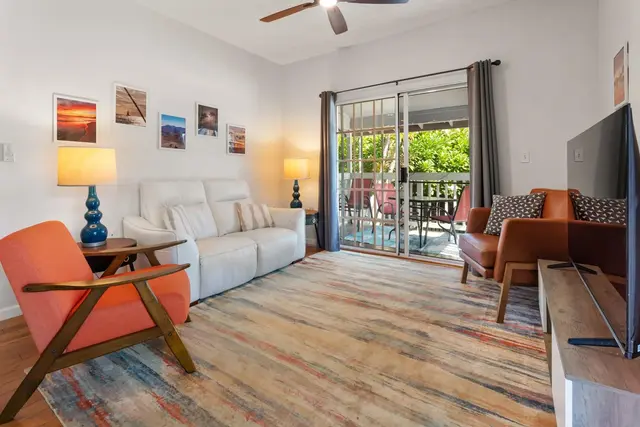 Listing Image for 160 Keonekai Rd 8-203 31 of 35