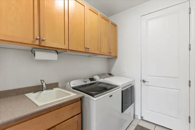 Listing Image for 127 Ahekolo St 13 20 of 26