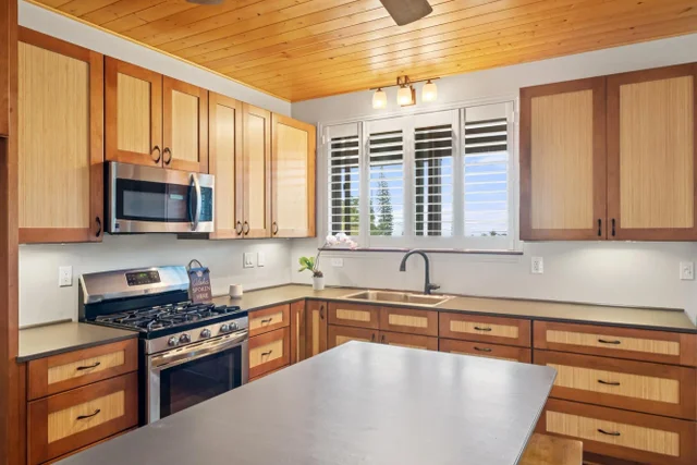 Listing Image for 8040 Hana Hwy 27 of 50