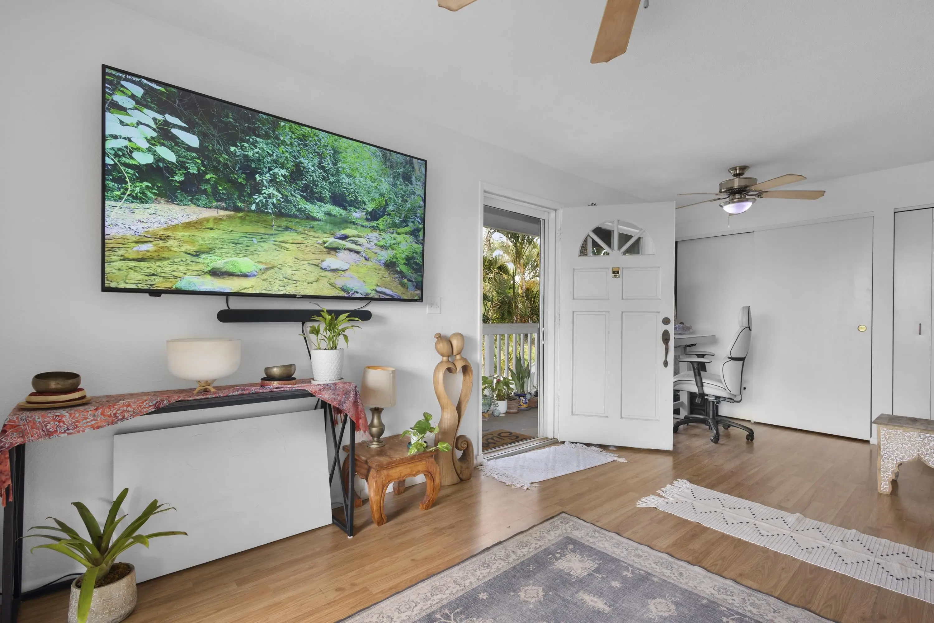 Photo of Listing #407972