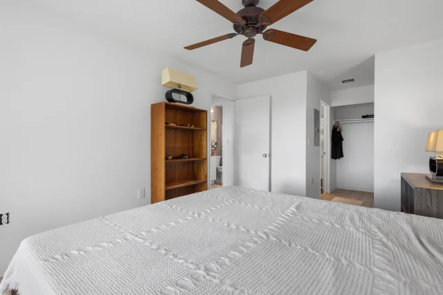 Listing Image for 160 Keonekai Rd 22-201 25 of 37