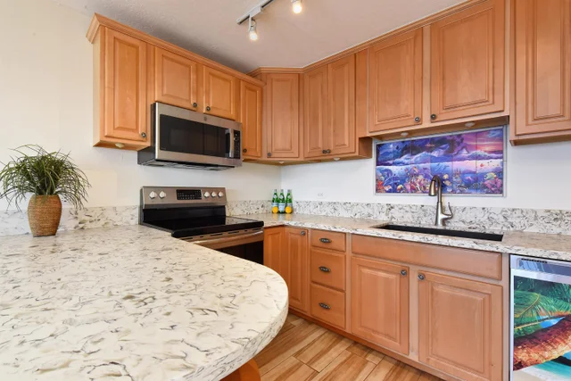 Listing Image for 1403 Front St 307 6 of 20