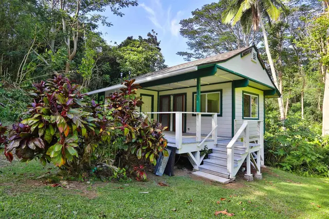 Listing Image for 441 Haloa Rd 17 of 33