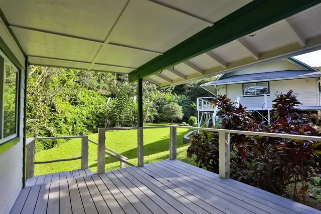 Listing Image for 441 Haloa Rd 25 of 33