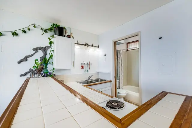 Listing Image for 3660 Lower Honoapiilani Rd 403 14 of 41