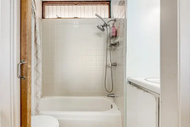 Listing Image for 3660 Lower Honoapiilani Rd 403 16 of 41