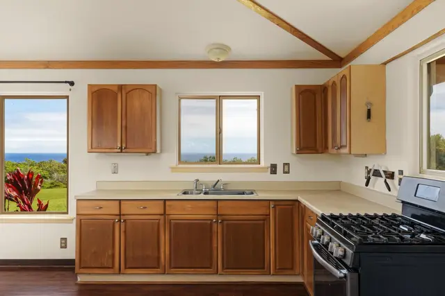 Listing Image for 434 Hoolawa Rd 6 of 30