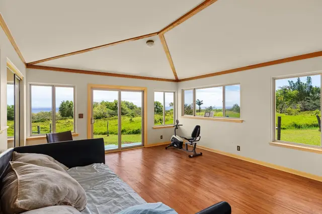 Listing Image for 434 Hoolawa Rd 9 of 30