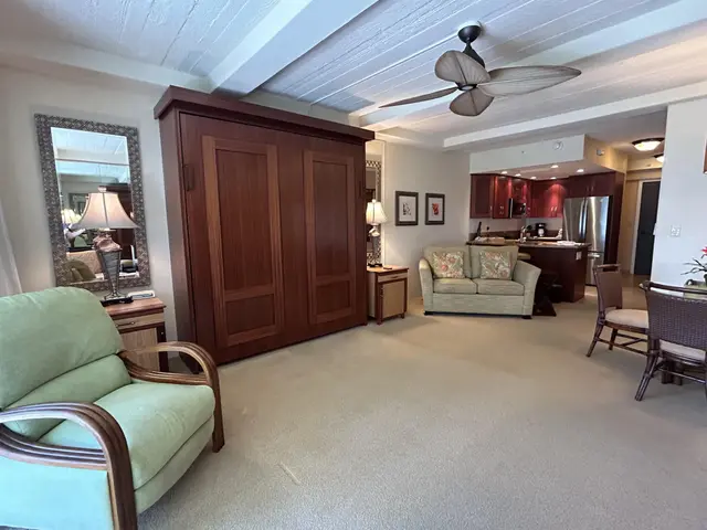 Listing Image for 2481 Kaanapali Pkwy 361 S 6 of 12