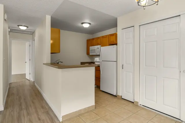 Listing Image for 140 Uwapo Rd 2-201 4 of 26