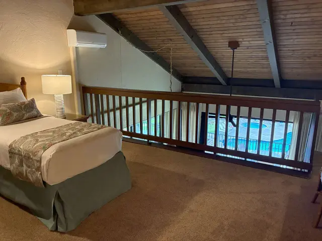 Listing Image for 3543 Lower Honoapiilani Rd K403 13b 11 of 34