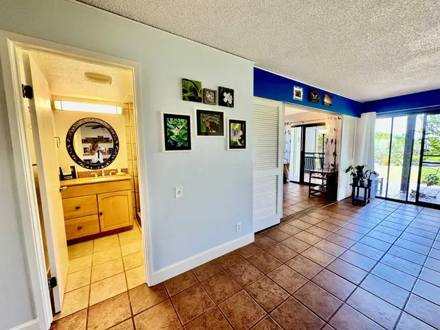 Listing Image for 50 Kepuhi Pl 140 10 of 21