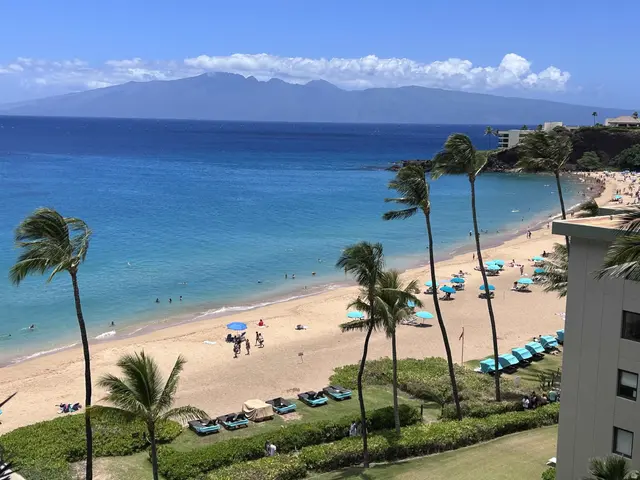 Listing Image for 2481 Kaanapali Pkwy 812/r 1 of 28