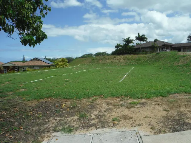 Listing Image for 15 E Kapueone Pl 7 of 8