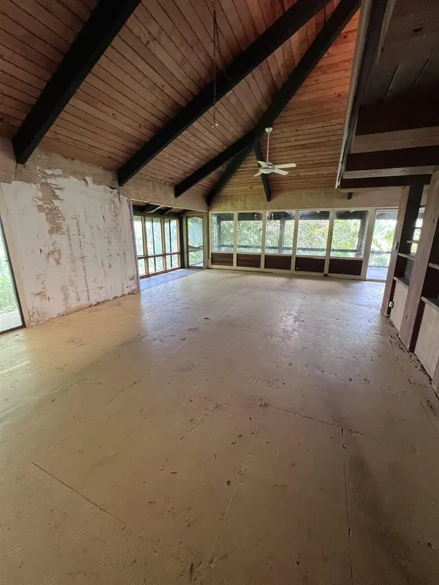 Listing Image for 810 Nahiku Rd 11 of 50