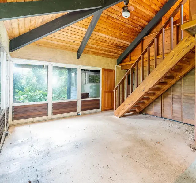 Listing Image for 810 Nahiku Rd 14 of 50