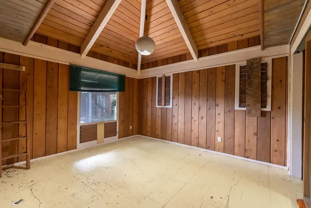 Listing Image for 810 Nahiku Rd 16 of 50
