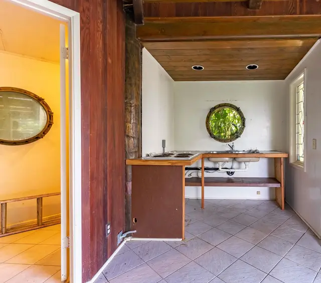 Listing Image for 810 Nahiku Rd 22 of 50