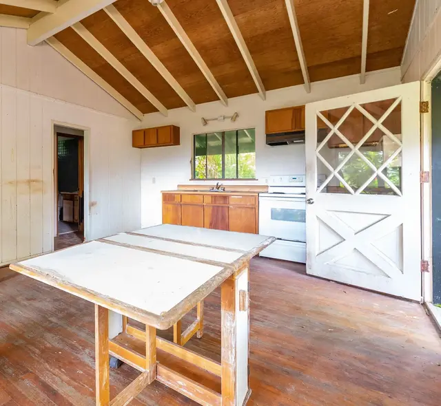Listing Image for 810 Nahiku Rd 42 of 50
