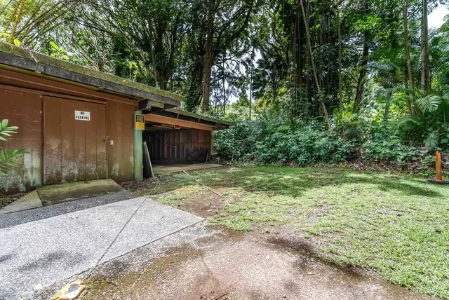 Listing Image for 810 Nahiku Rd 47 of 50