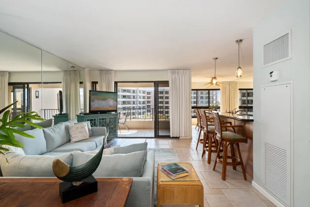 Listing Image for 50 Nohea Kai Dr 1-904 12 of 50