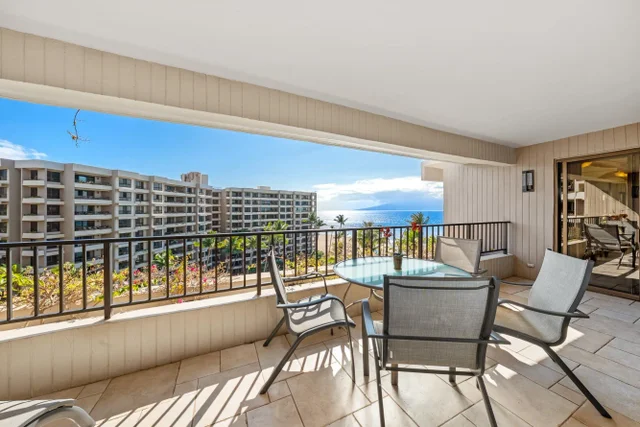 Listing Image for 50 Nohea Kai Dr 1-904 19 of 50