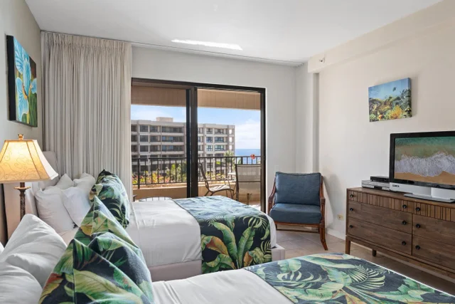 Listing Image for 50 Nohea Kai Dr 1-904 28 of 50