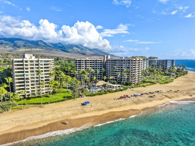 Listing Image for 50 Nohea Kai Dr 1-904 40 of 50