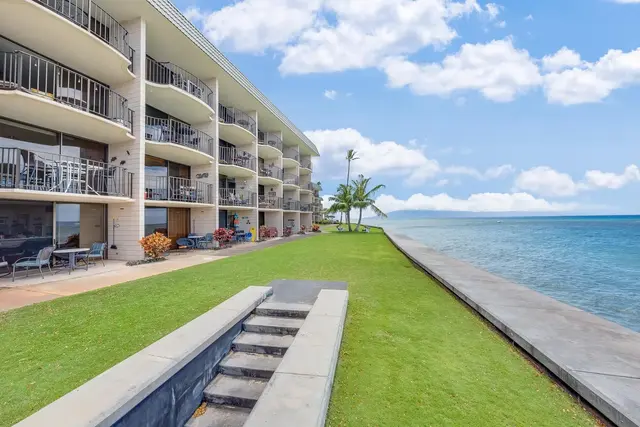 Listing Image for 4471 Lower Honoapi'ilani Rd 118 10 of 41