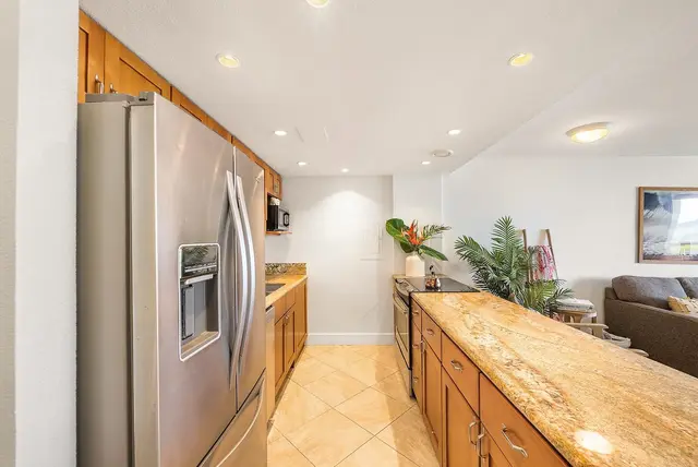 Listing Image for 4471 Lower Honoapi'ilani Rd 118 18 of 41