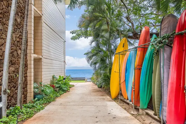 Listing Image for 4471 Lower Honoapi'ilani Rd 118 35 of 41