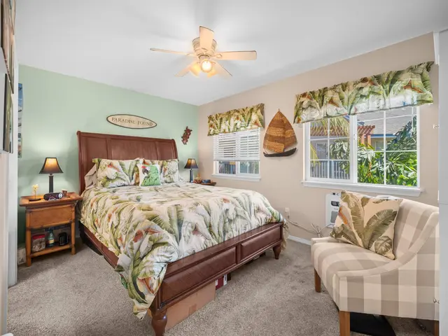 Listing Image for 55 Halili Ln 11e 11 of 36